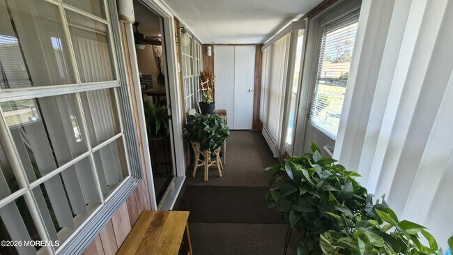 Building Photo - 308 W Malvern Ct