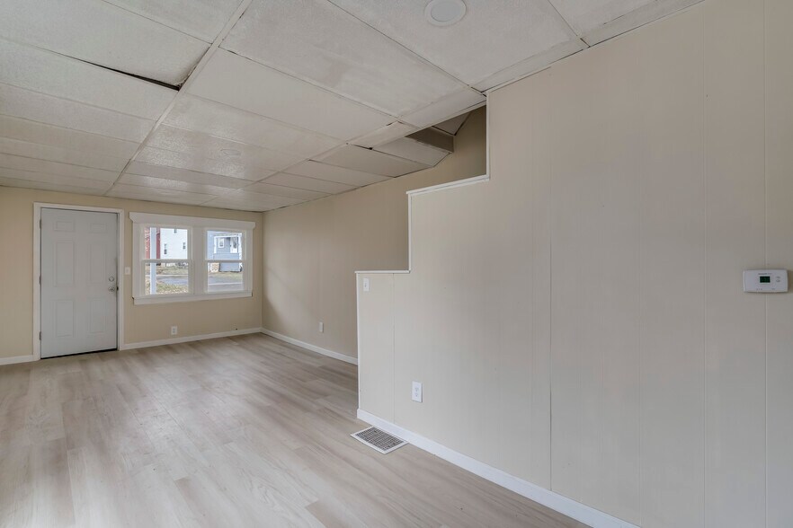 Building Photo - 741 Griffin St