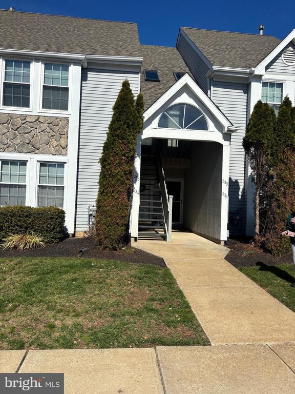 Building Photo - 235 Loring Ct