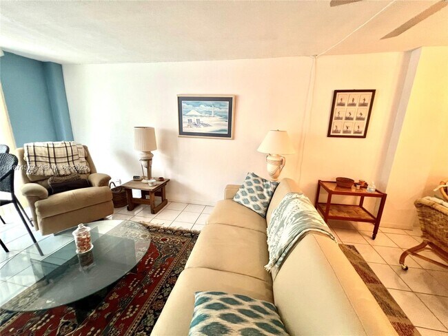 Building Photo - 125 S Ocean Ave