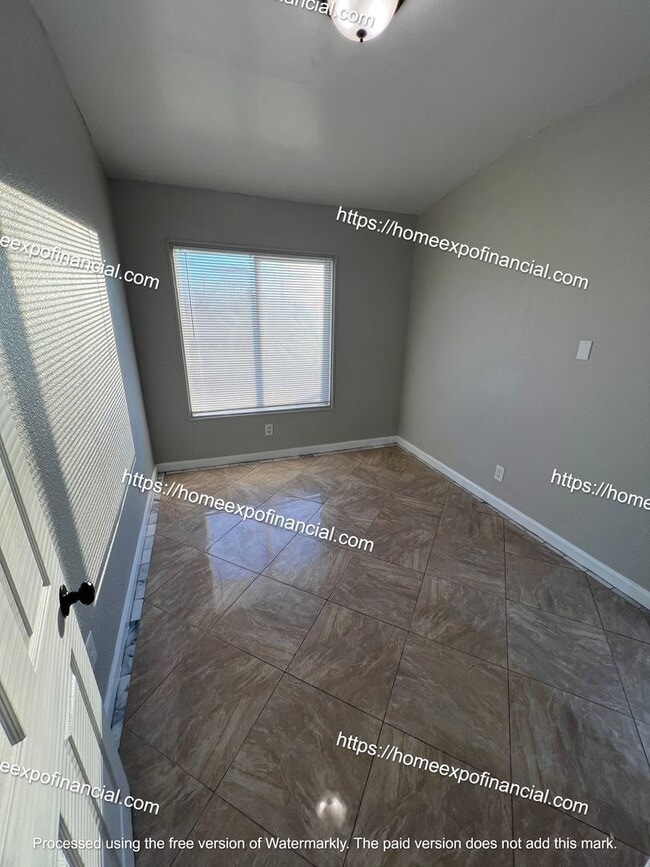 Building Photo - Nice Home For Rent