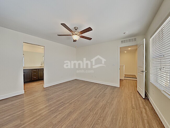 Building Photo - 4283 Crestone Peak St