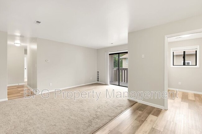 Building Photo - 139 Green St