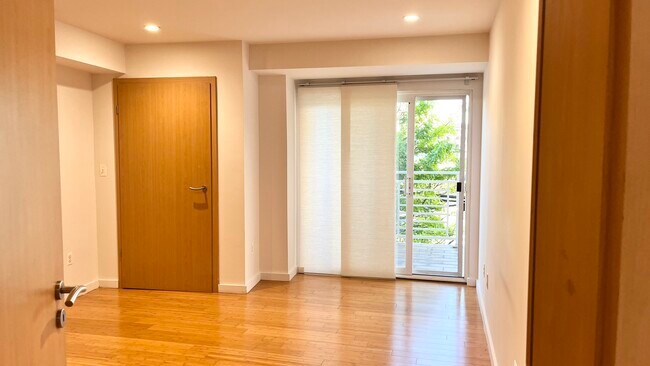 Bedroom - 8114 Queens Blvd