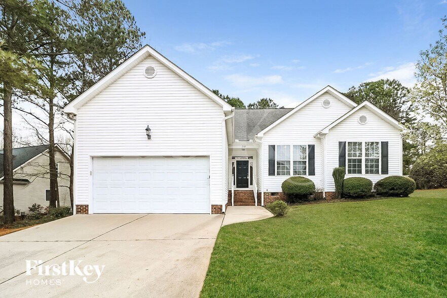 Building Photo - 218 Sweetbriar Ct