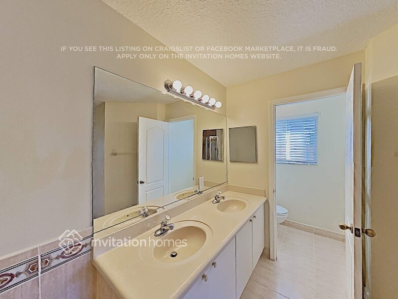 Building Photo - 16274 SW 68th Terrace