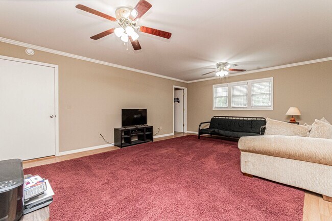 Building Photo - 1113 NW 3rd St