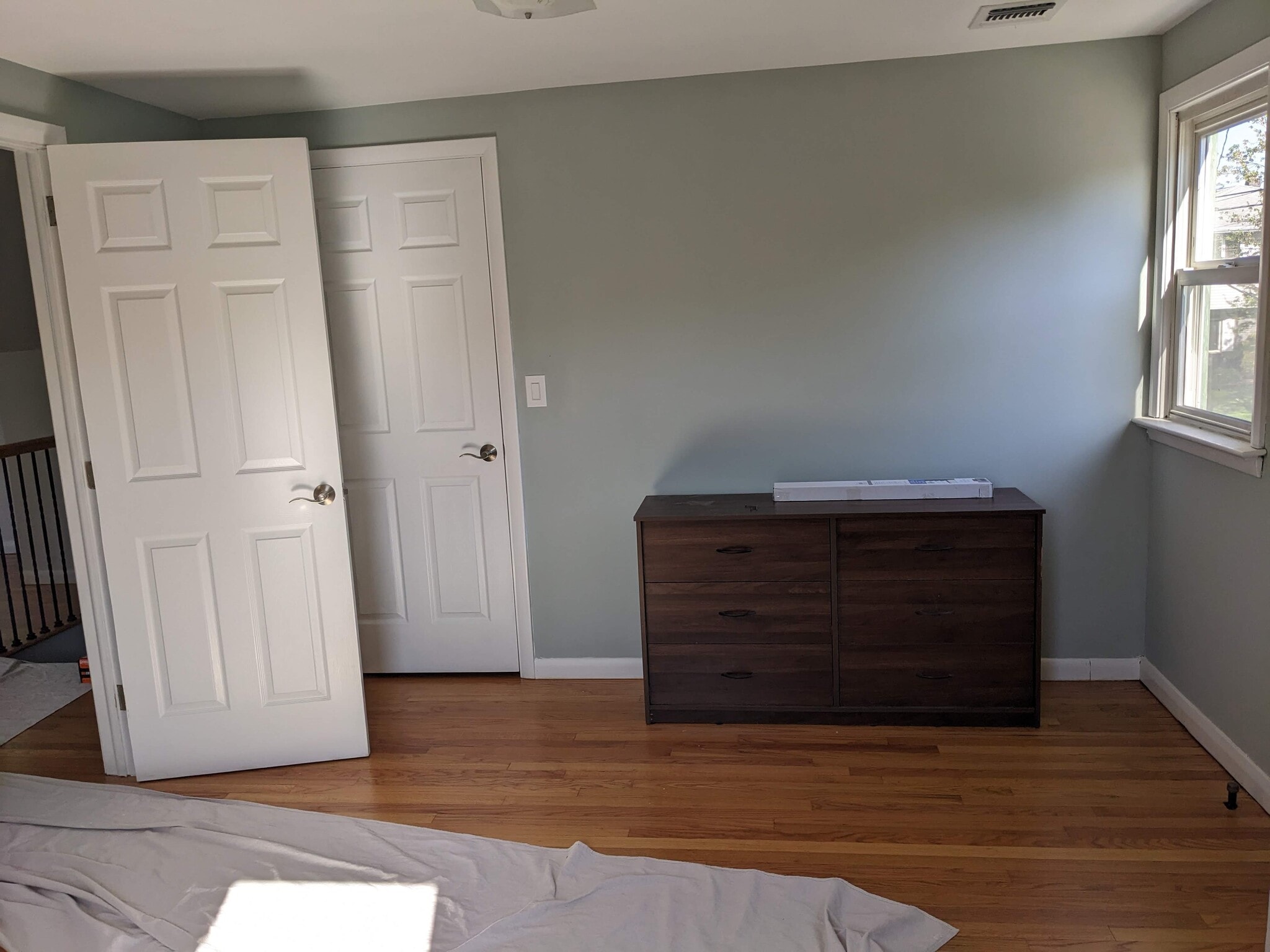 Building Photo - 107 3rd St