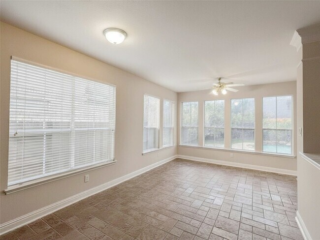Building Photo - 5547 Cranston Ct