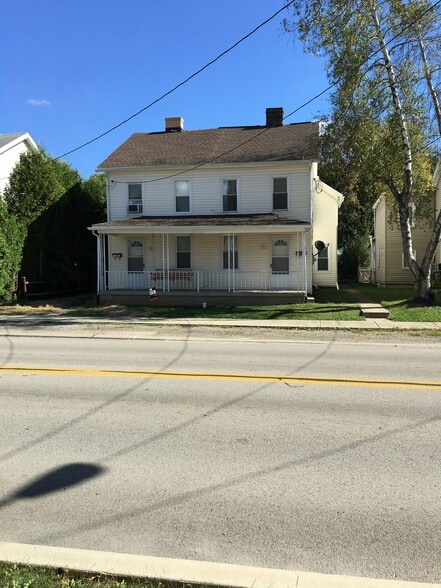 Building Photo - 1120 5th Avenue