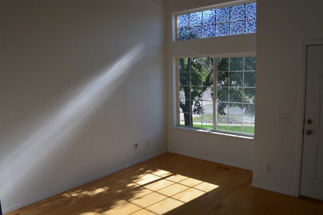 Building Photo - Spacious Sundown 4BD Home on Corner Lot – ...