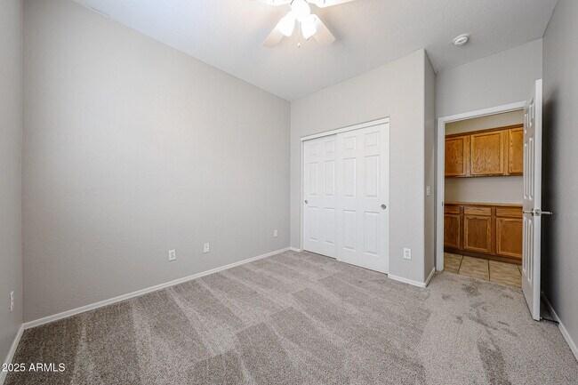 Building Photo - 42914 N Challenger Trail