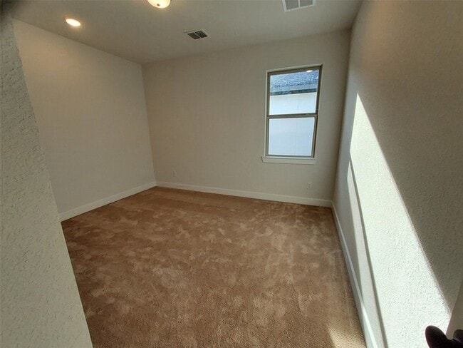 Building Photo - 20814 Flat View Dr