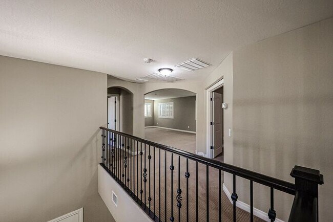 Building Photo - COMING SOON! Great Location!Stunning 6-bedroom Plus 7, 4.5-bathroom home located in Chandler