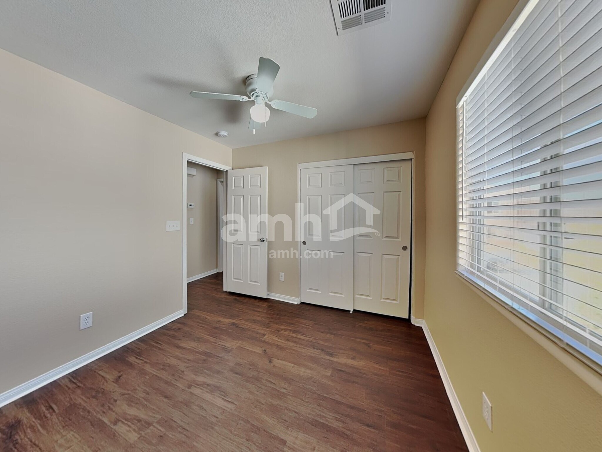 Building Photo - 6490 Albina Creek St