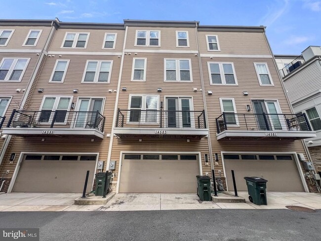 Building Photo - 14583 Lakestone Dr