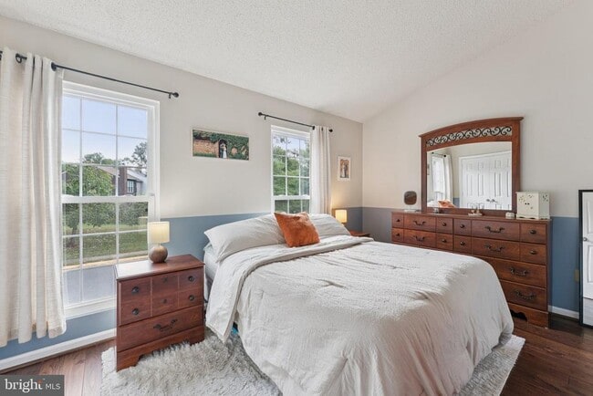 Building Photo - 7180 Westfield Ct