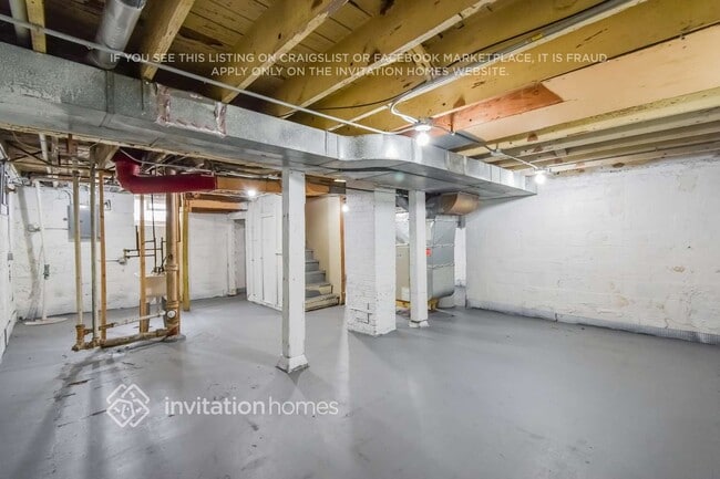 Building Photo - 1541 Boeger Ave
