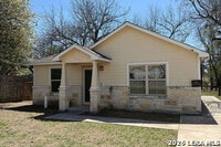 Building Photo - 220 Hansford St
