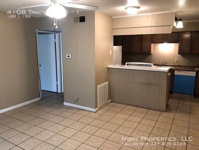 Building Photo - 4108 Tracy Circle Apt. 1