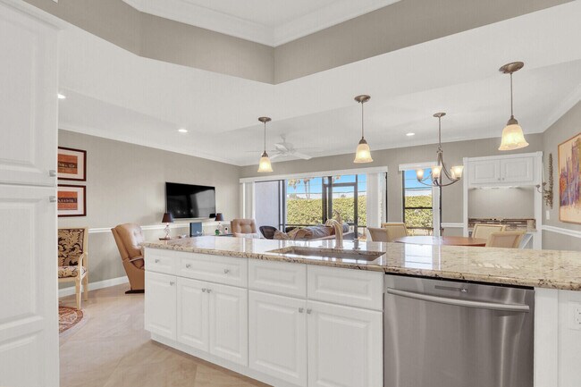 Building Photo - 1605 S US Hwy 1