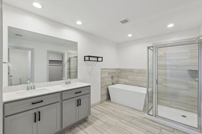 Building Photo - Stunning 4-Bed Home in Deer Creek Schools with Open Floorplan & Community Amenities