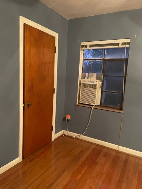 Building Photo - 814 Ellison Ave