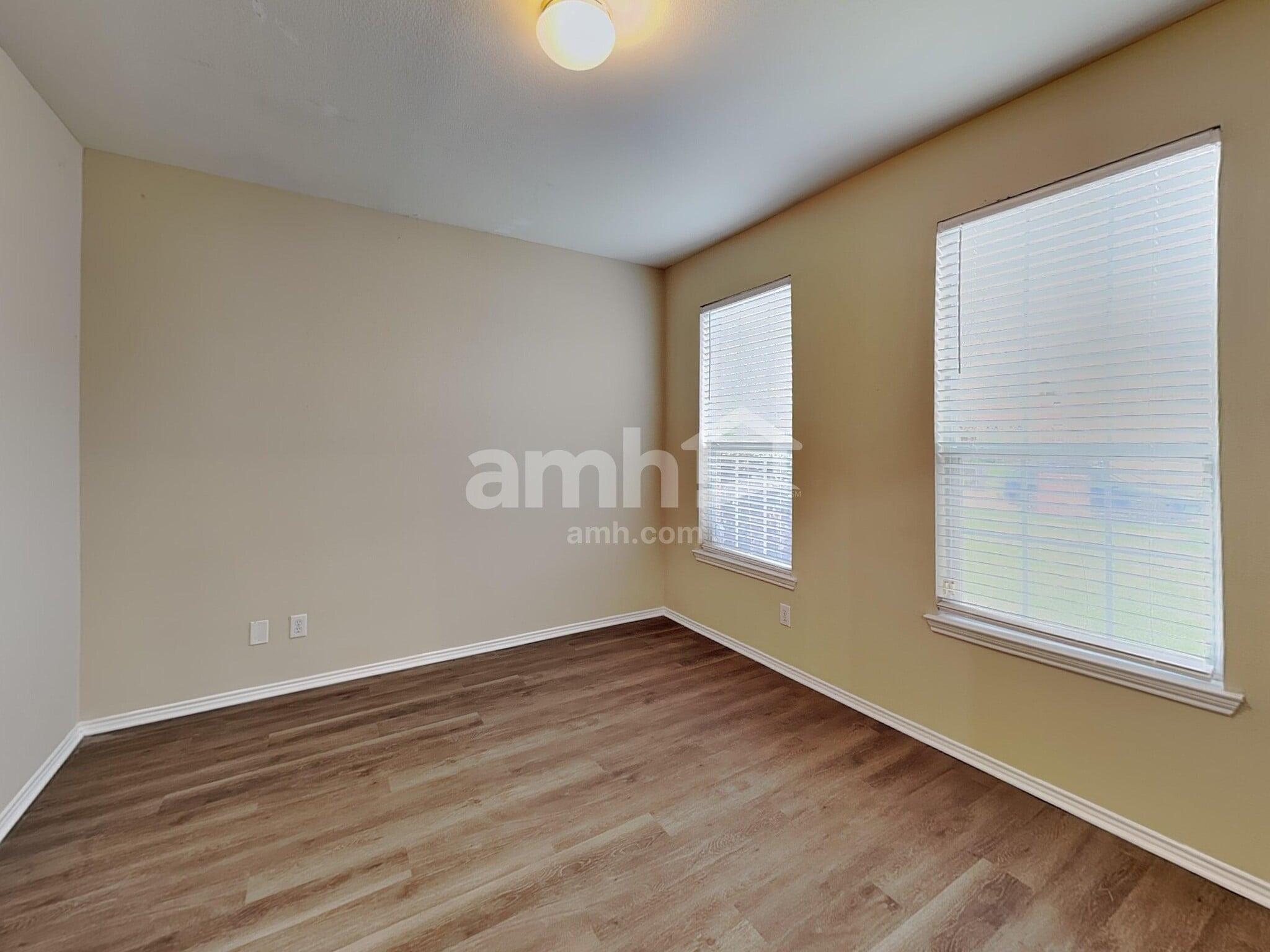 Building Photo - 1941 Wild Horse Way