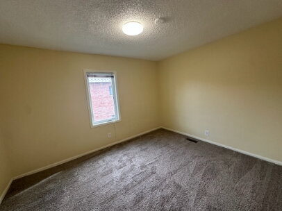 Building Photo - "Charming 5-Bed Home on Grand Ave: Spacious Living with 2.5 Baths in Heart of St. Paul!"