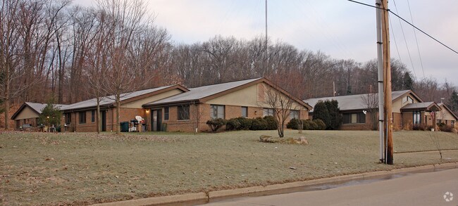 Building Photo - 1950 Mctaggart Dr