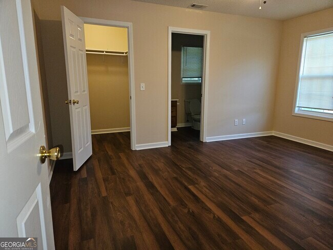 Building Photo - 1210 Beaver Creek Dr