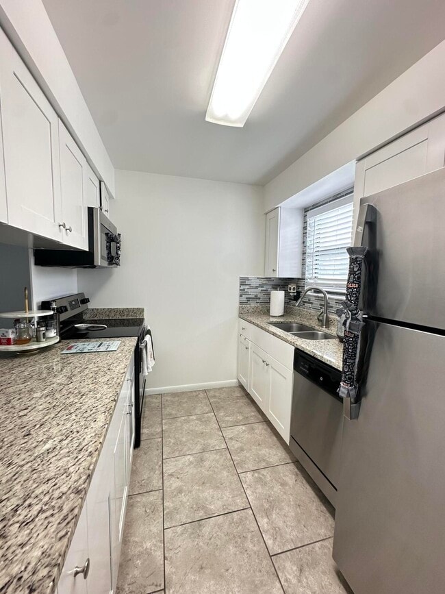 Building Photo - 2105 Wharf Ln