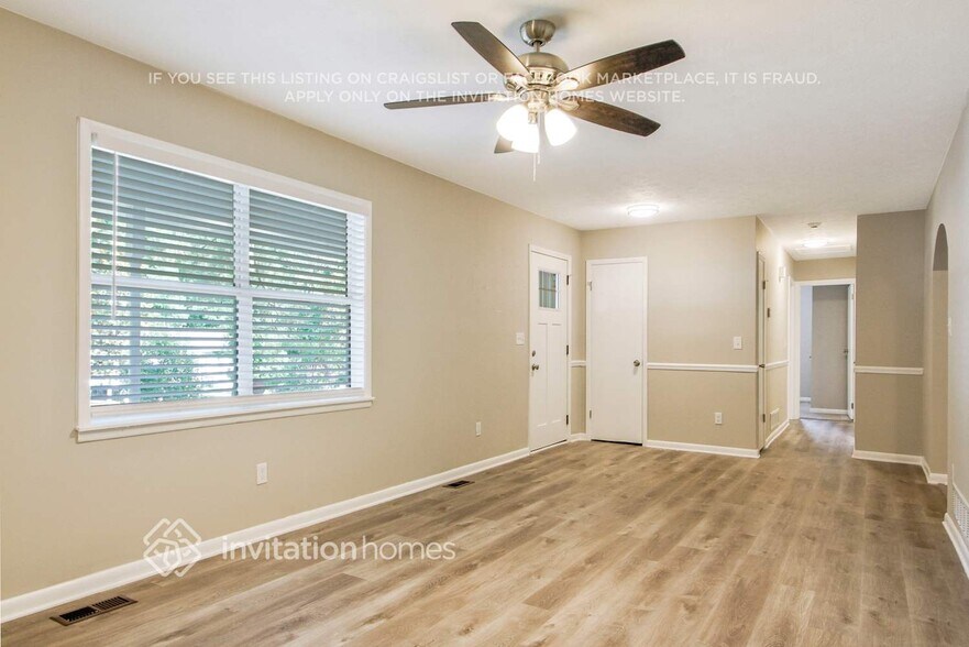 Building Photo - 4560 Birch Ridge Trail