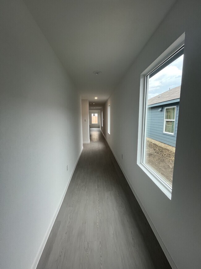 Building Photo - 5716 Alope Wy