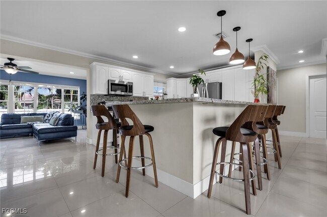 Building Photo - 1815 SW 85th Ct