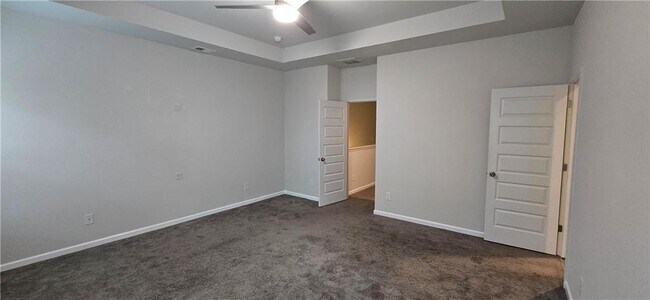 Building Photo - 128 Grant Dr