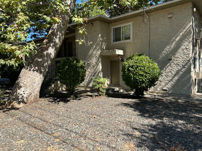 Building Photo - 1311 W 3rd St