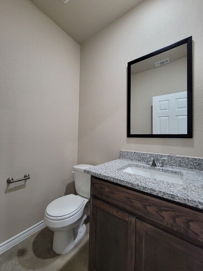 Building Photo - 3909 Turner Ave