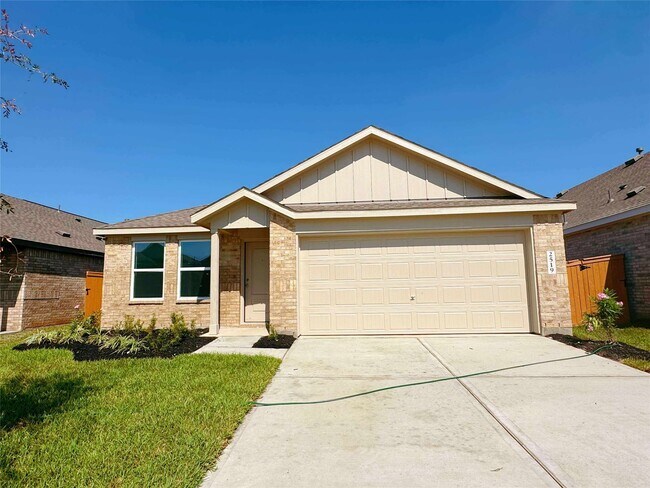 Primary Photo - 2519 American Ruby Dr