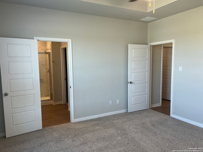 Building Photo - 121 Nespral Dr