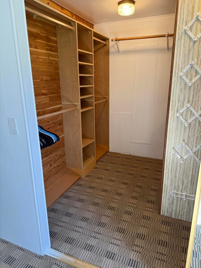 Building Photo - 74179 Mercury Cir W