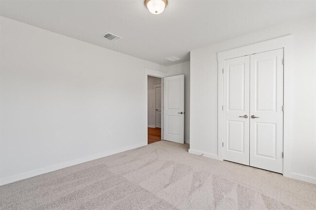 Building Photo - 15204 Purple Drop Cv
