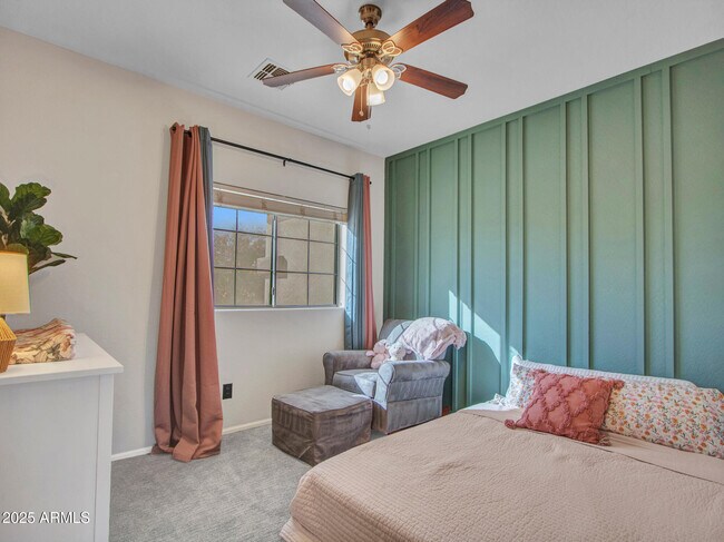 Building Photo - 4326 W Kenai Dr