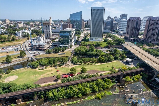 Building Photo - 1101 Haxall Point