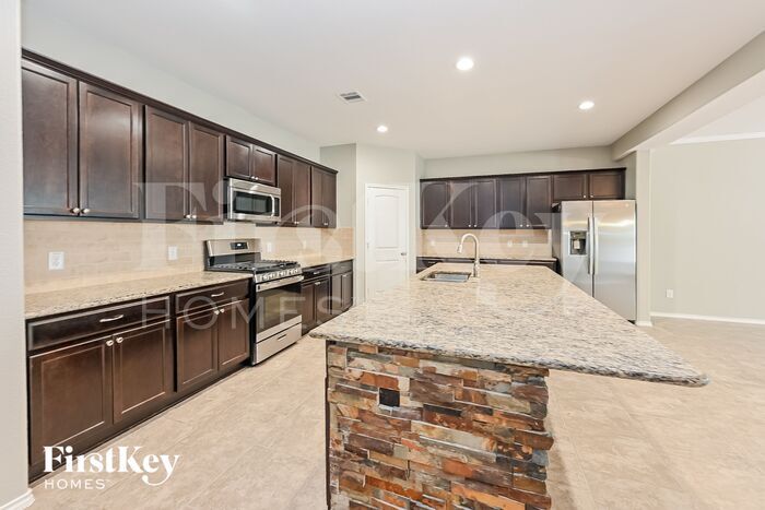 Building Photo - 111 Meadow Mill Dr