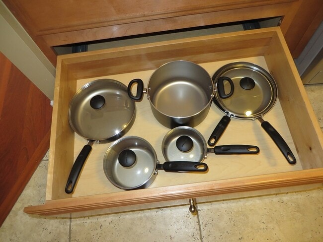 Building Photo - 30 E Huron St