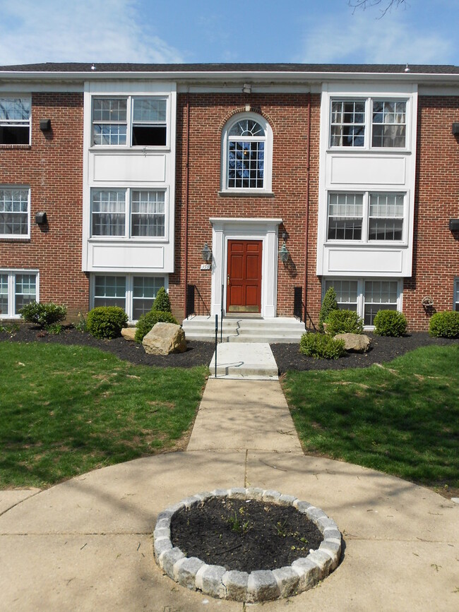 Primary Photo - 2025/2026 Loyola off-campus 2bd/1.5ba cond...