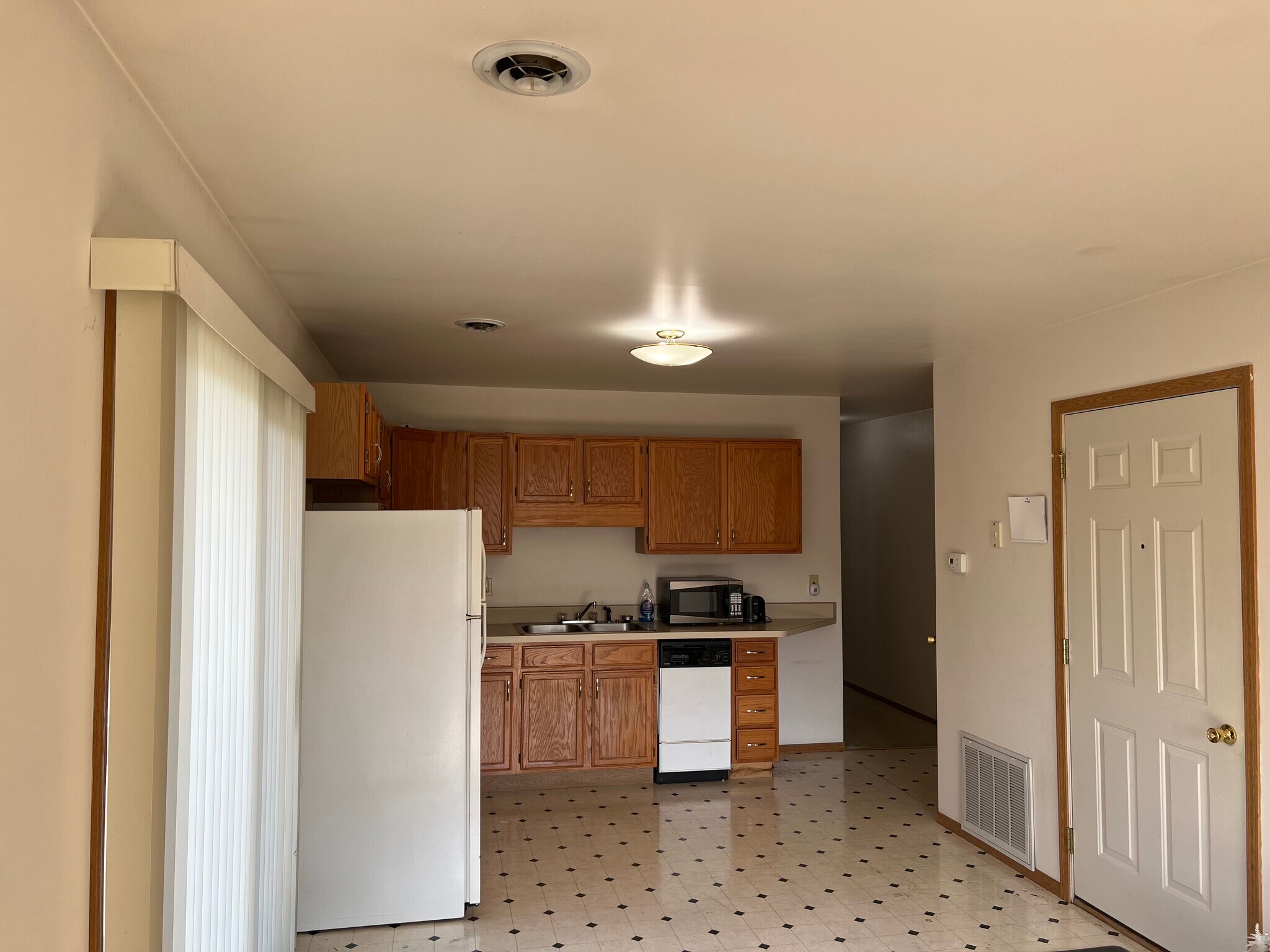 Building Photo - 1155 N Indiana St