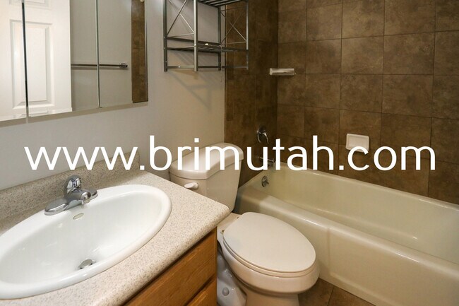 Building Photo - 3799 S 2235 E