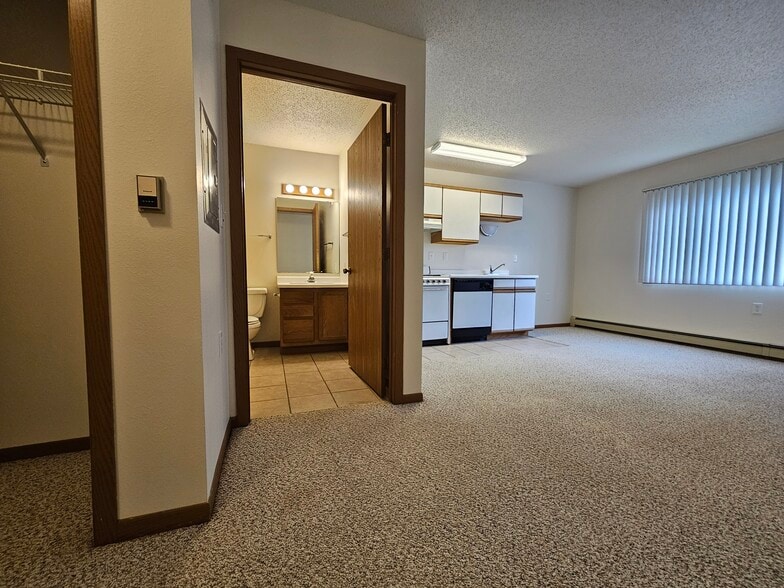 Studio - 4330 10th Ave S. Fargo ND